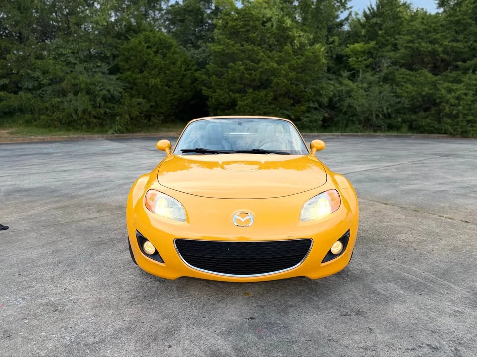 2009 Mazda NC MX-5 Miata - Image 2 of 15