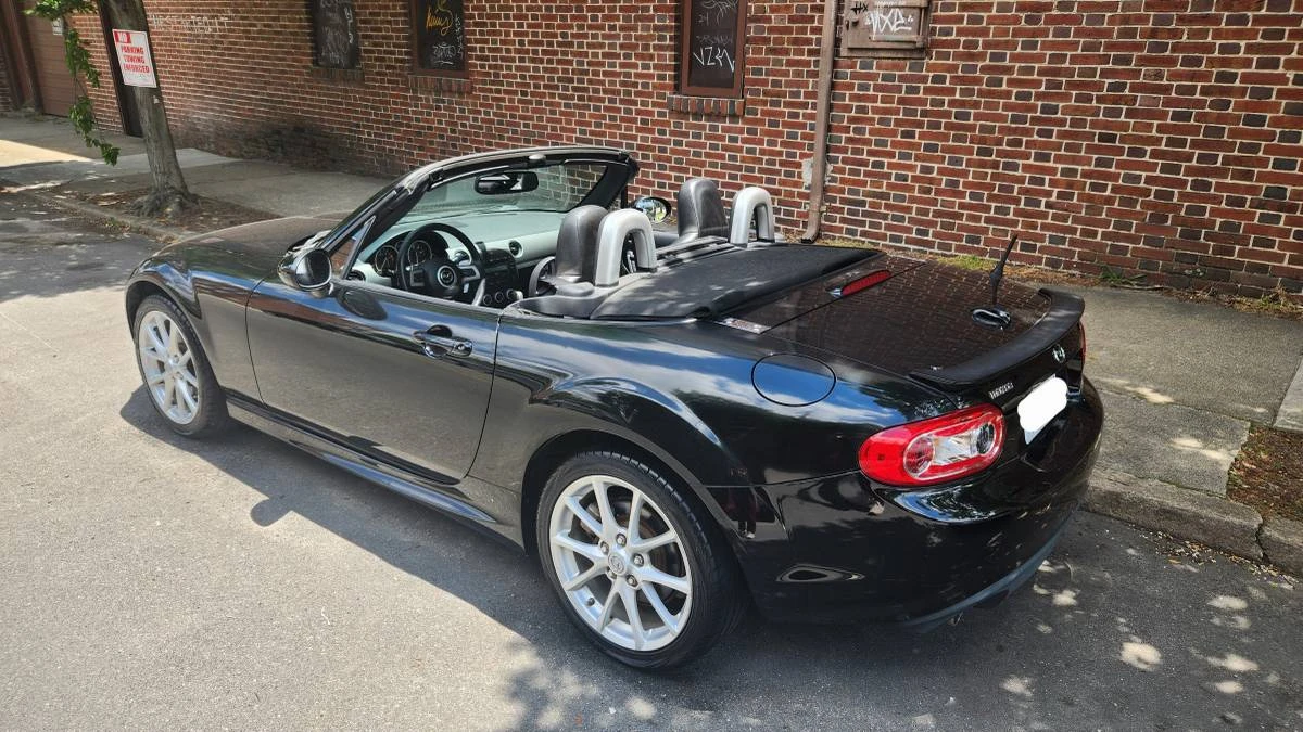 2009 Mazda NC MX-5 Miata - Image 5 of 24