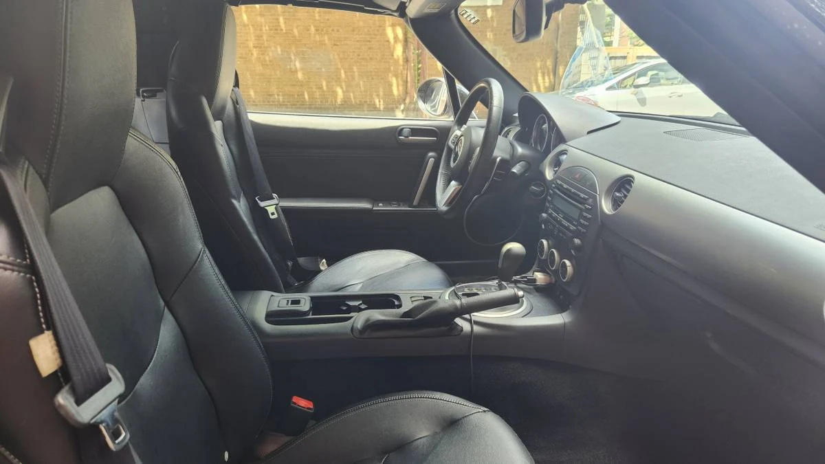 2009 Mazda NC MX-5 Miata - Image 14 of 24