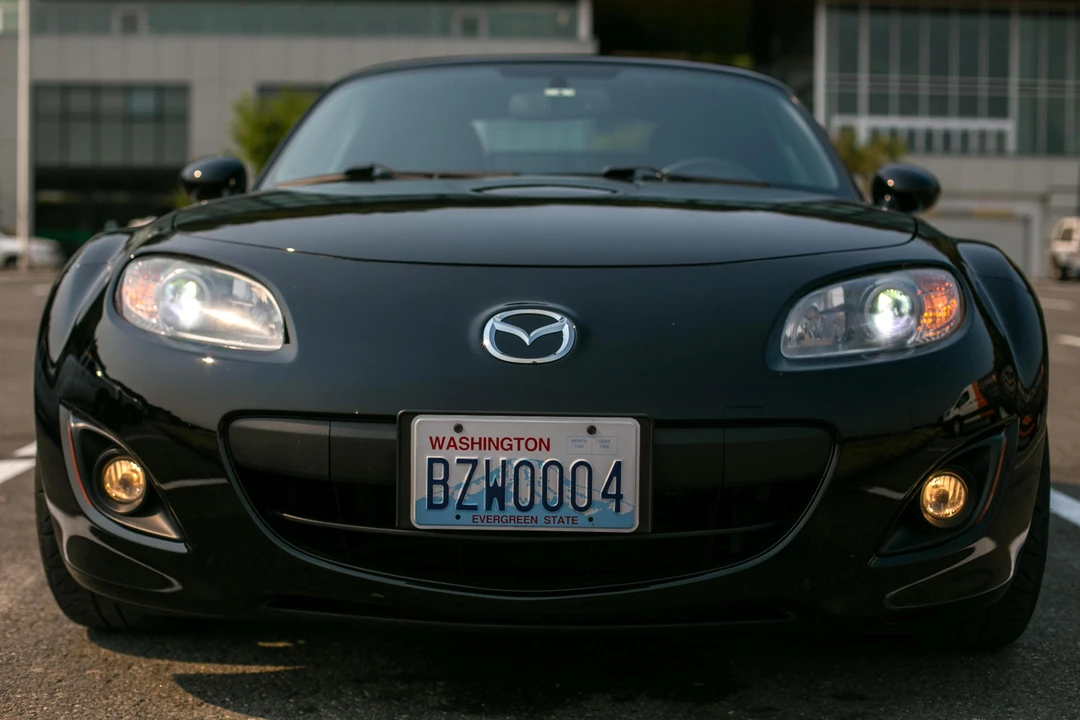 2009 Mazda NC MX-5 Miata - Image 2 of 9