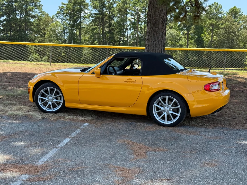 2009 Mazda NC MX-5 Miata - Image 15 of 31