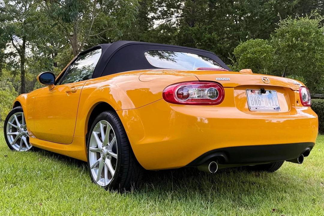 2009 Mazda NC MX-5 Miata - Image 4 of 31