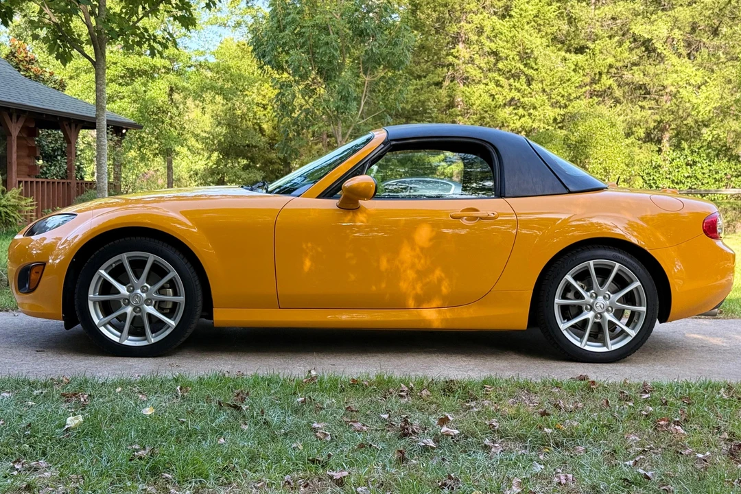 2009 Mazda NC MX-5 Miata - Image 23 of 31