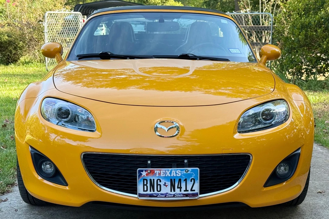 2009 Mazda NC MX-5 Miata - Image 2 of 31