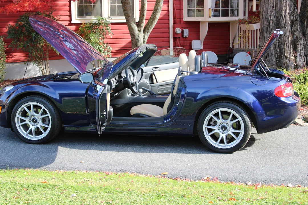 2009 Mazda NC MX-5 Miata - Image 26 of 31