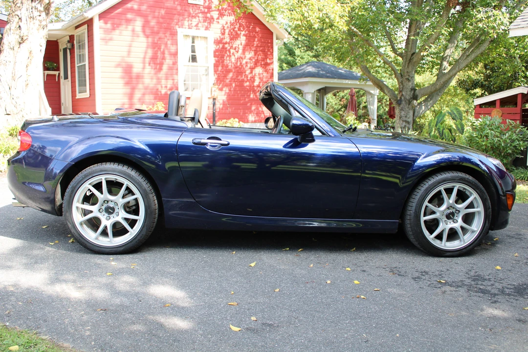 2009 Mazda NC MX-5 Miata - Image 3 of 31