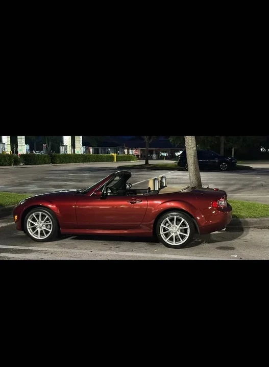2009 Mazda NC MX-5 Miata - Image 9 of 10