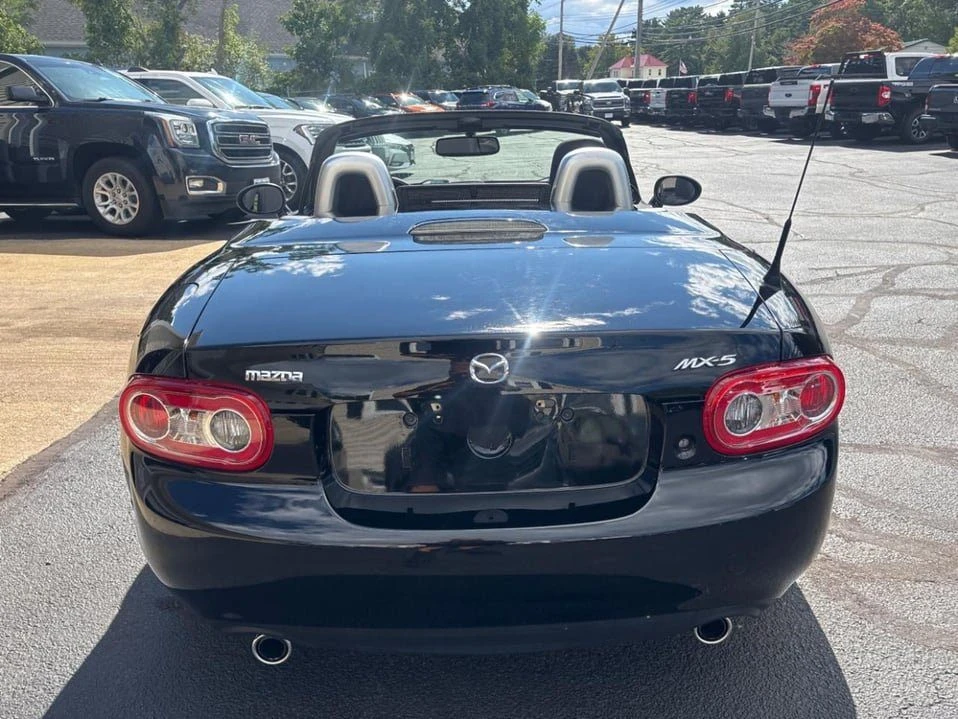 2009 Mazda NC MX-5 Miata - Image 4 of 20
