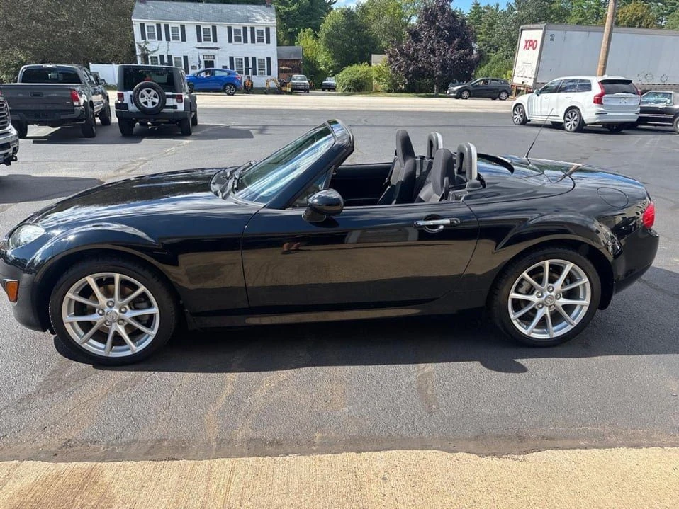 2009 Mazda NC MX-5 Miata - Image 2 of 20
