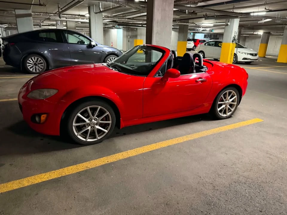 2009 Mazda NC MX-5 Miata - Image 15 of 16