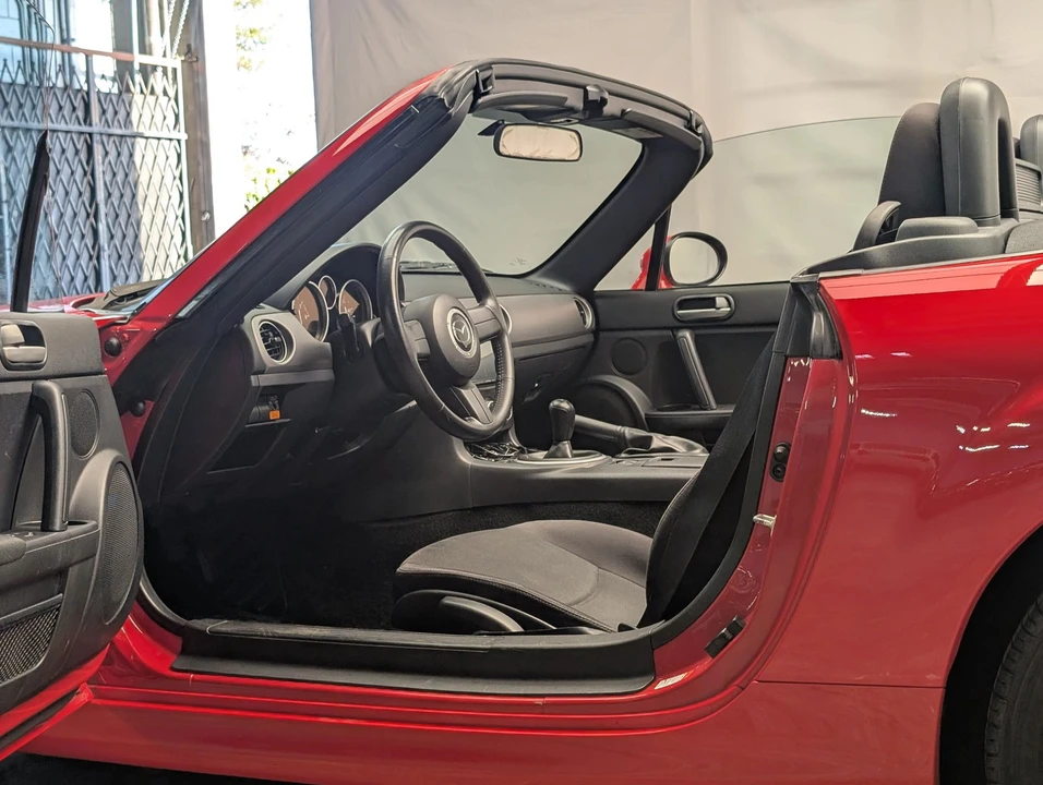 2009 Mazda NC MX-5 Miata - Image 15 of 27