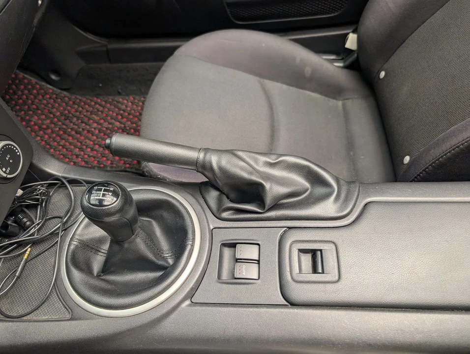 2009 Mazda NC MX-5 Miata - Image 19 of 27