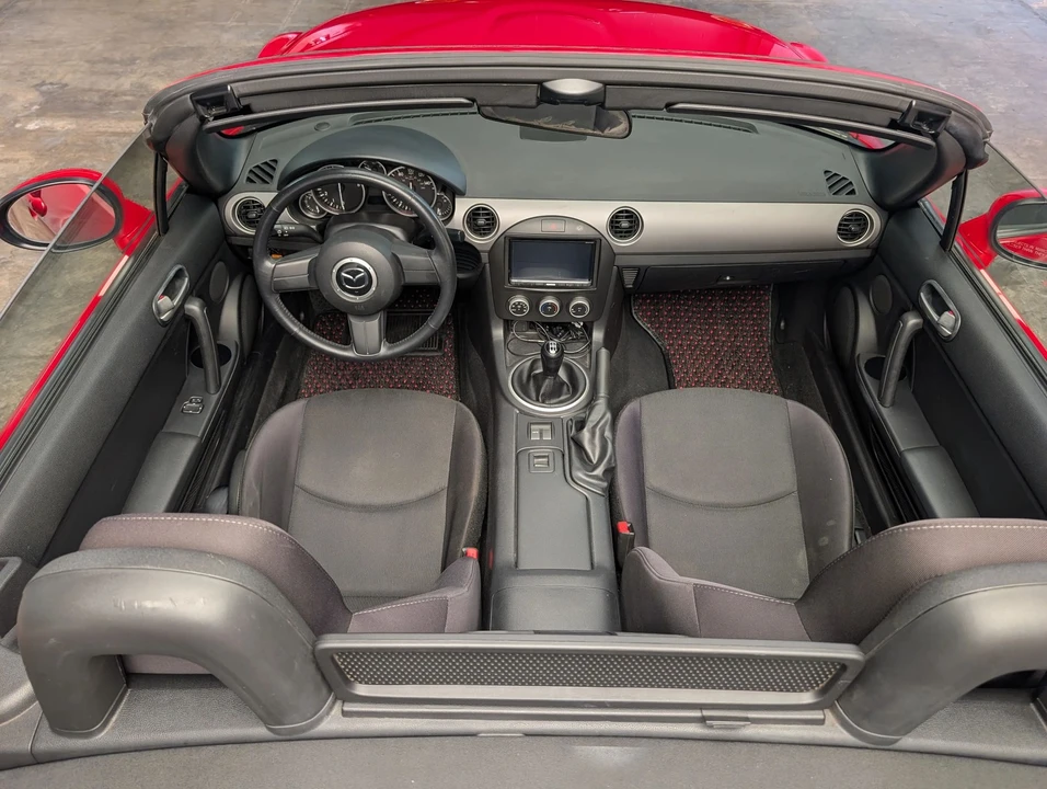 2009 Mazda NC MX-5 Miata - Image 13 of 27