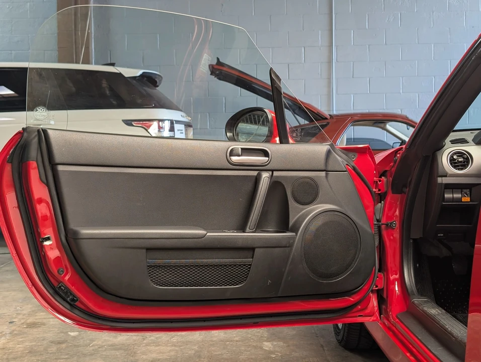 2009 Mazda NC MX-5 Miata - Image 12 of 27
