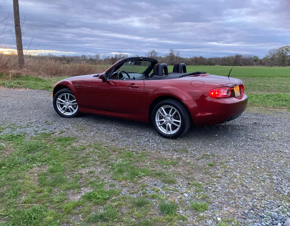 2009 Mazda NC MX-5 Miata - Image 10 of 31