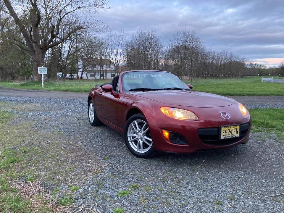 2009 Mazda NC MX-5 Miata - Image 17 of 31