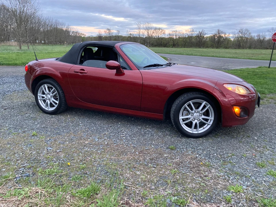 2009 Mazda NC MX-5 Miata - Image 29 of 31