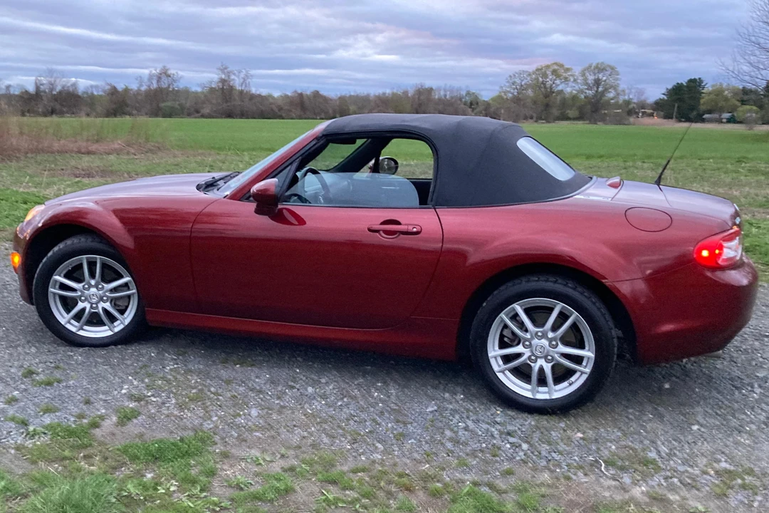 2009 Mazda NC MX-5 Miata - Image 3 of 31