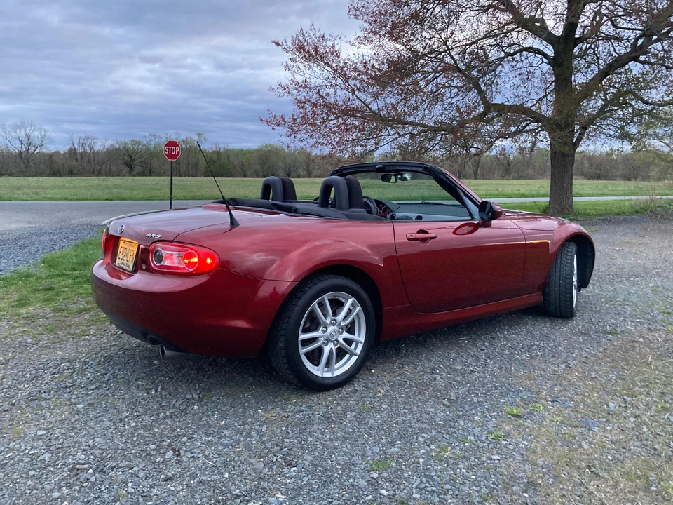 2009 Mazda NC MX-5 Miata - Image 13 of 31