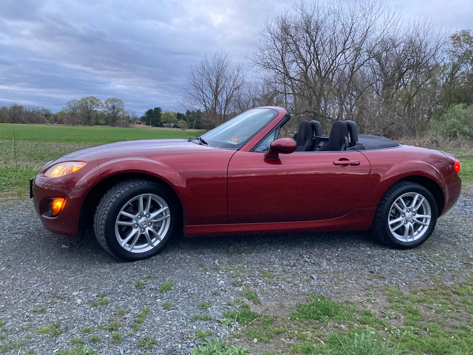 2009 Mazda NC MX-5 Miata - Image 7 of 31