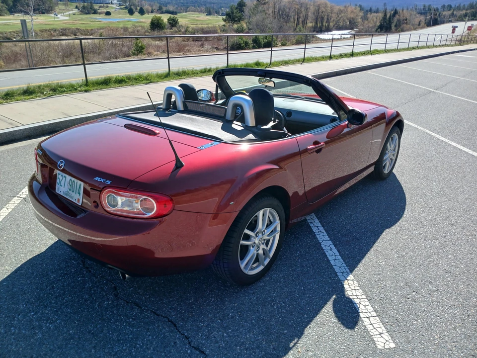 2009 Mazda NC MX-5 Miata - Image 10 of 31