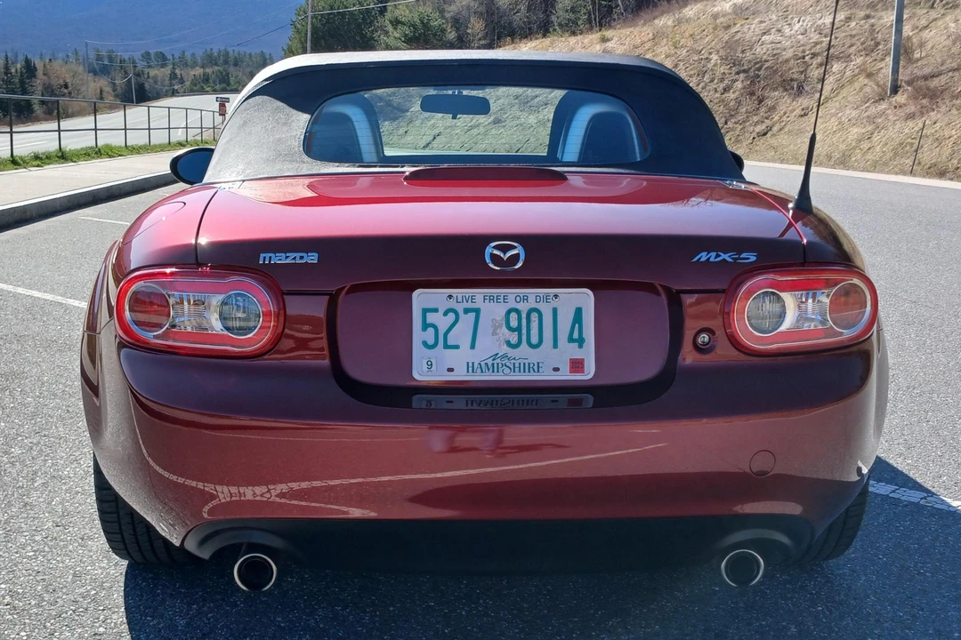 2009 Mazda NC MX-5 Miata - Image 5 of 31