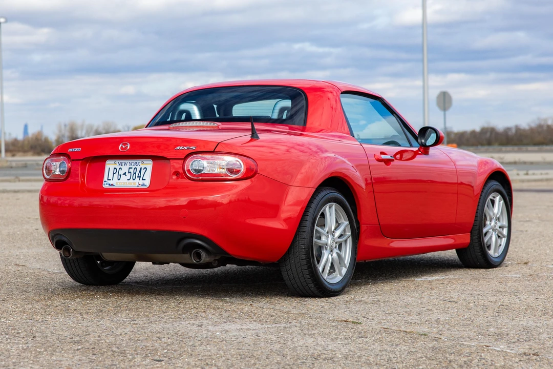 2009 Mazda NC MX-5 Miata - Image 17 of 31