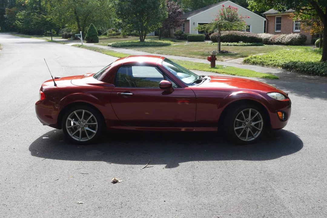 2009 Mazda NC MX-5 Miata - Image 8 of 11