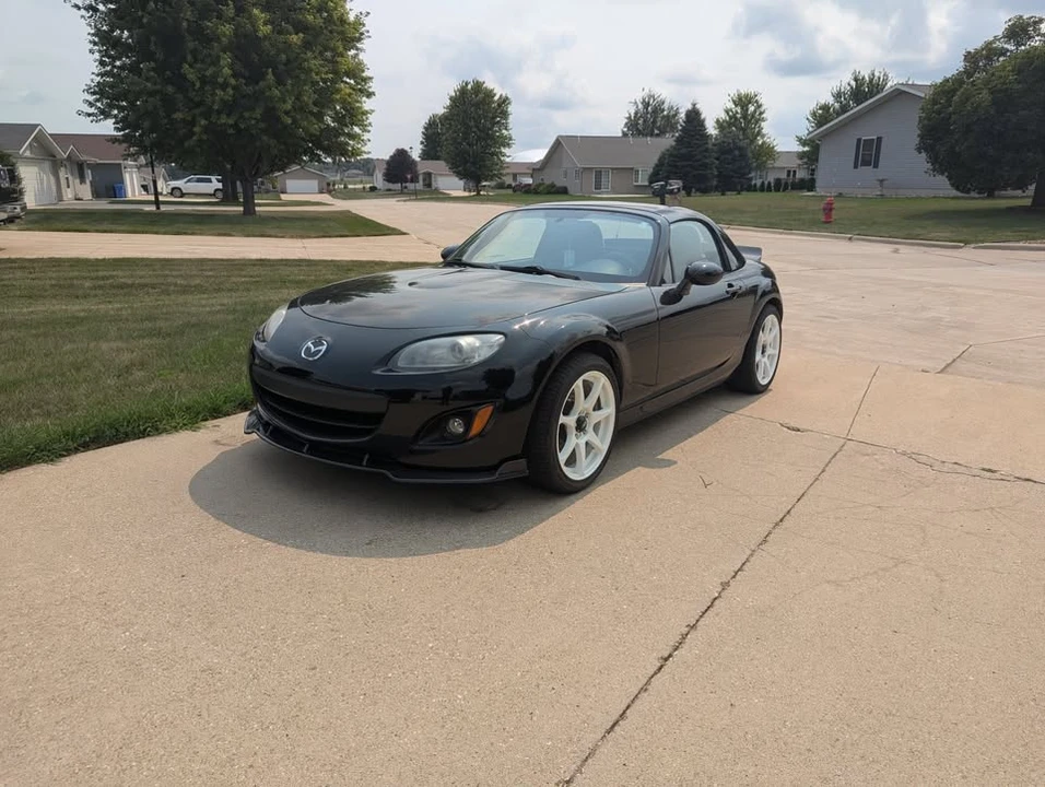 2009 Mazda NC MX-5 Miata - Image 2 of 19