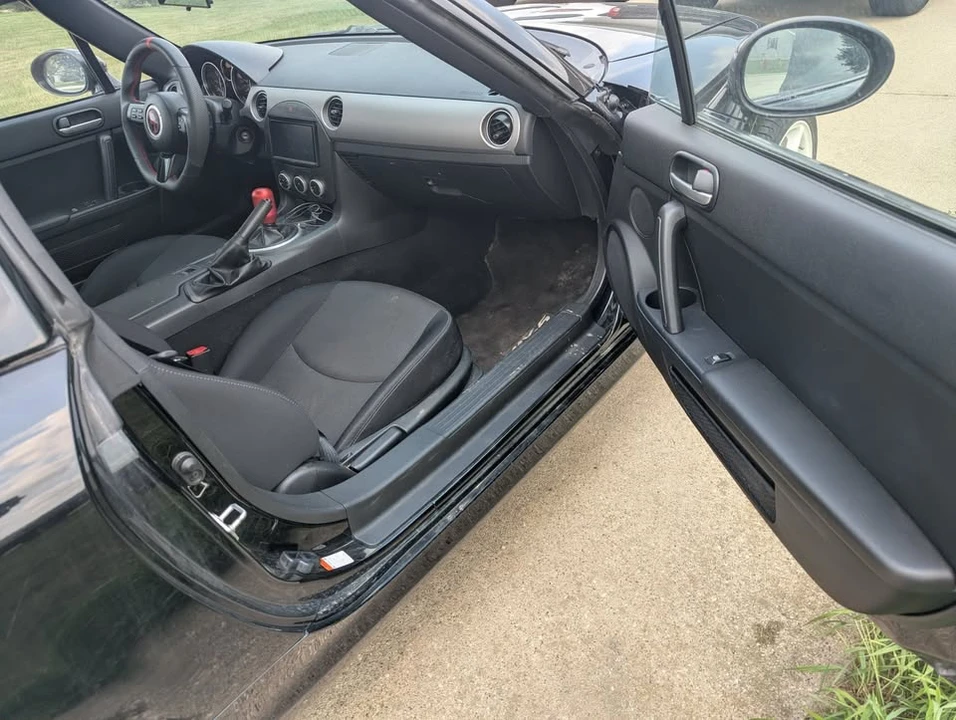 2009 Mazda NC MX-5 Miata - Image 16 of 19