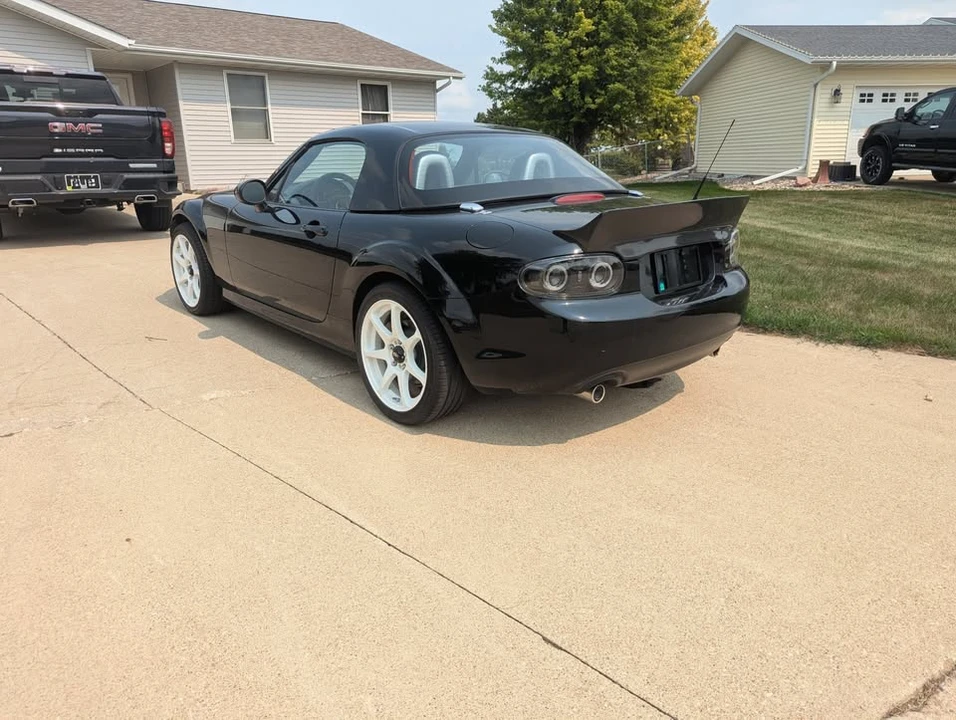 2009 Mazda NC MX-5 Miata - Image 7 of 19