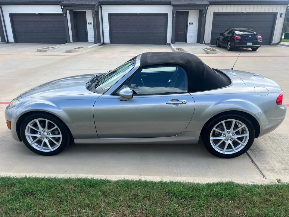 2009 Mazda NC MX-5 Miata - Image 13 of 15