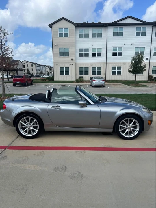 2009 Mazda NC MX-5 Miata - Image 2 of 15