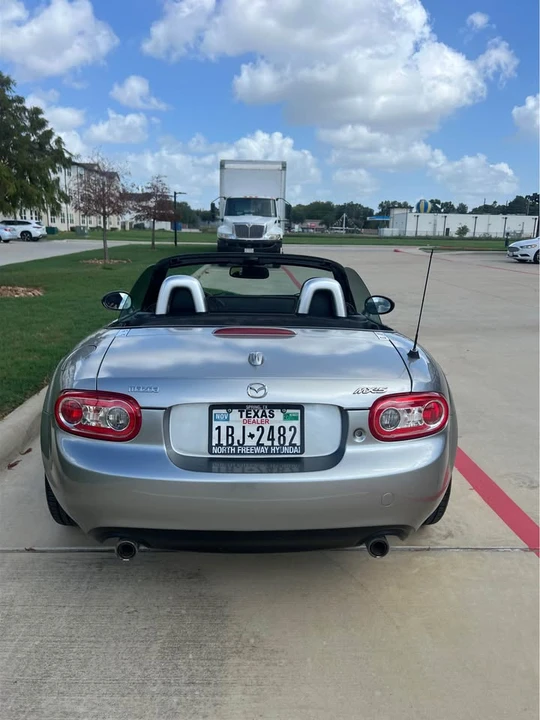 2009 Mazda NC MX-5 Miata - Image 4 of 15