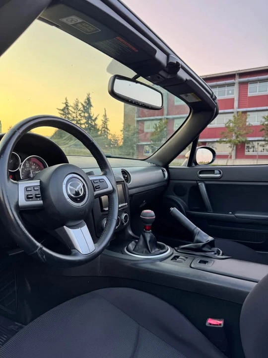 2009 Mazda NC MX-5 Miata - Image 8 of 14