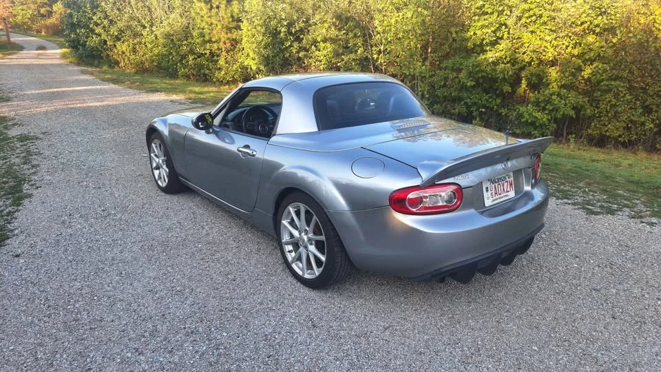 2009 Mazda NC MX-5 Miata - Image 8 of 15