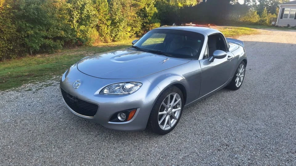 2009 Mazda NC MX-5 Miata - Image 2 of 15