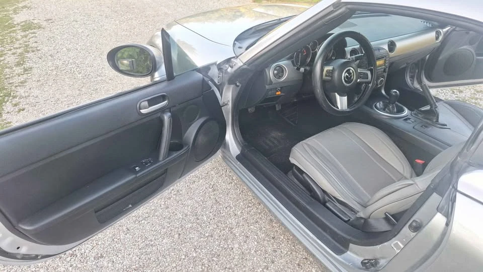 2009 Mazda NC MX-5 Miata - Image 13 of 15