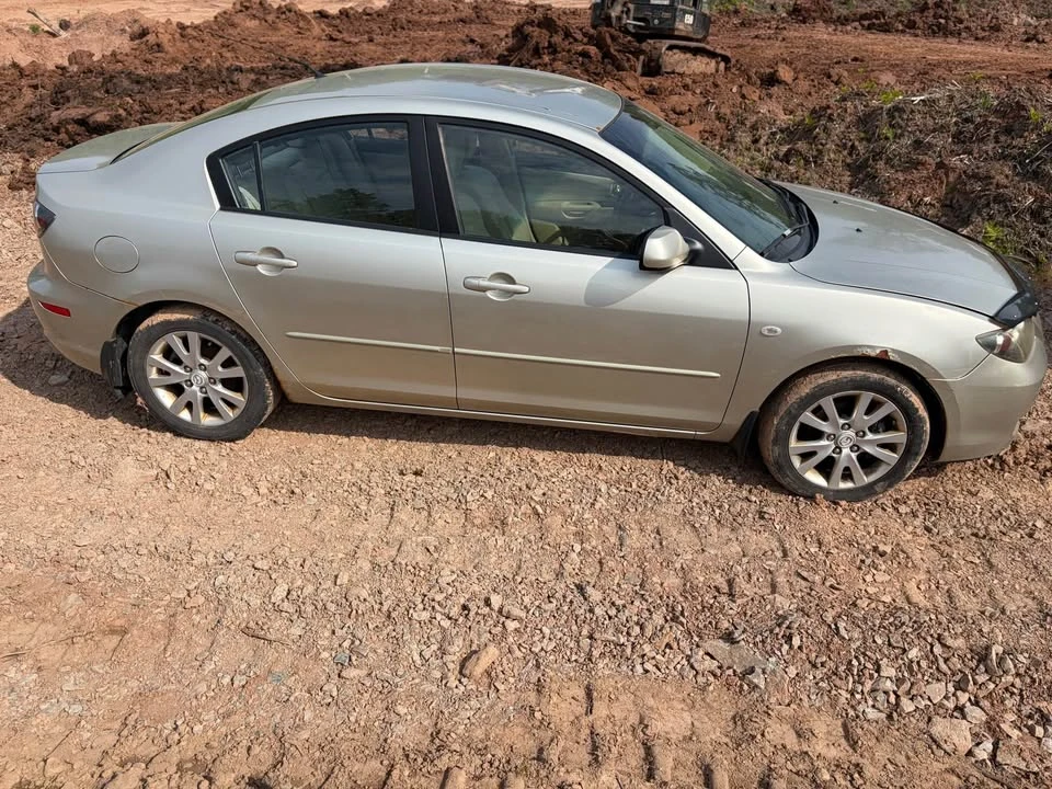 2009 Mazda Mazda 3 1st Gen - Image 3 of 9