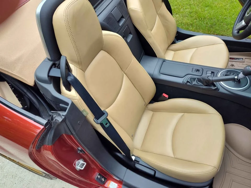 2009 Mazda NC MX-5 Miata - Image 5 of 8