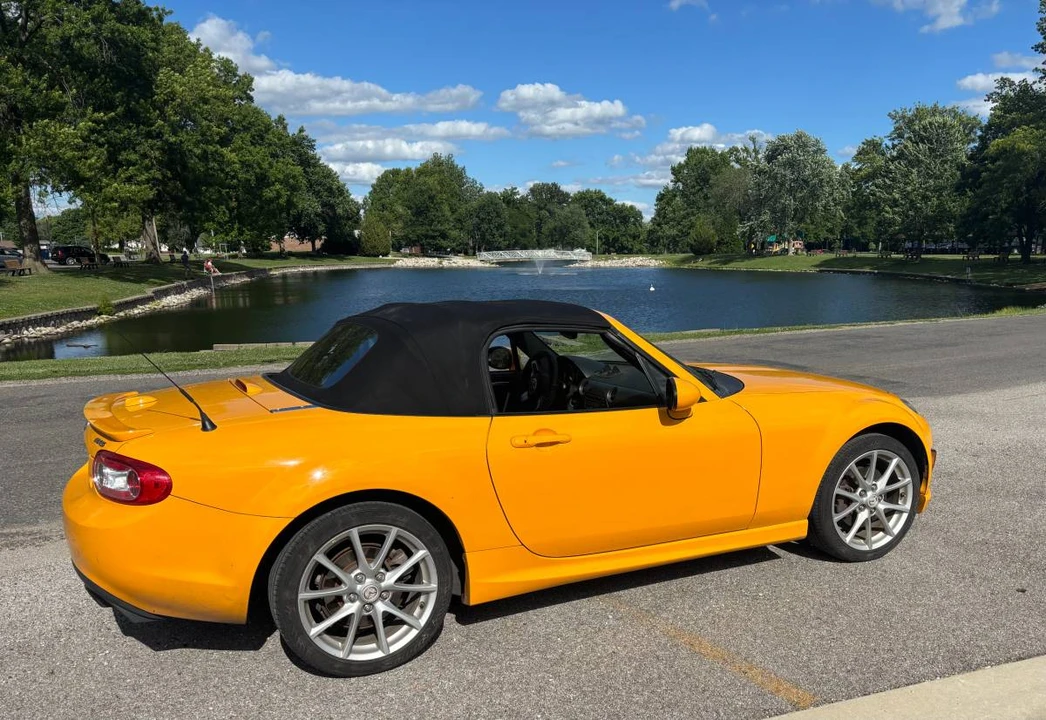 2009 Mazda NC MX-5 Miata - Image 5 of 6