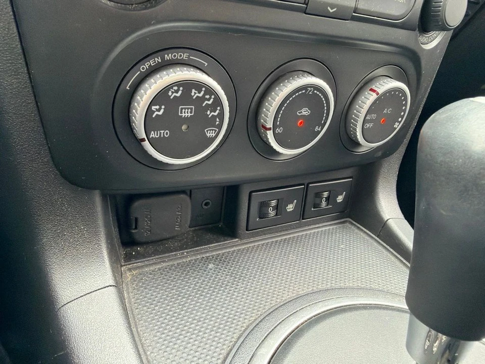 2009 Mazda NC MX-5 Miata - Image 18 of 24