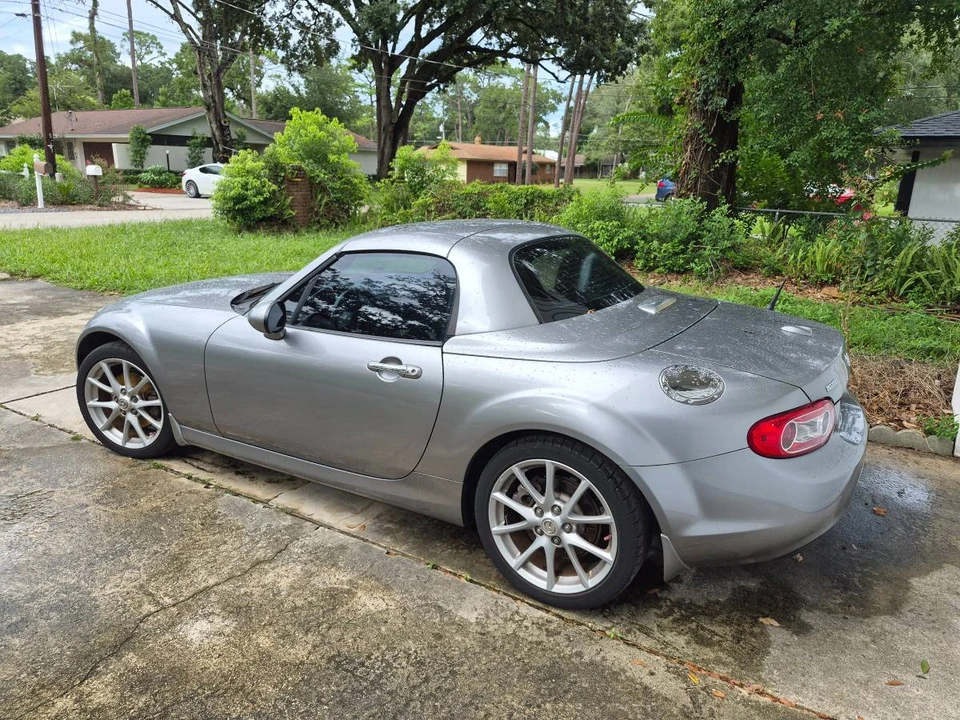 2009 Mazda NC MX-5 Miata - Image 4 of 11