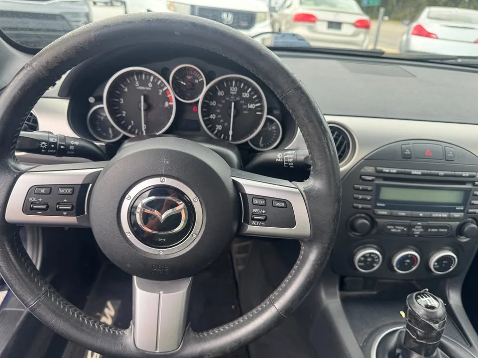 2009 Mazda NC MX-5 Miata - Image 15 of 18