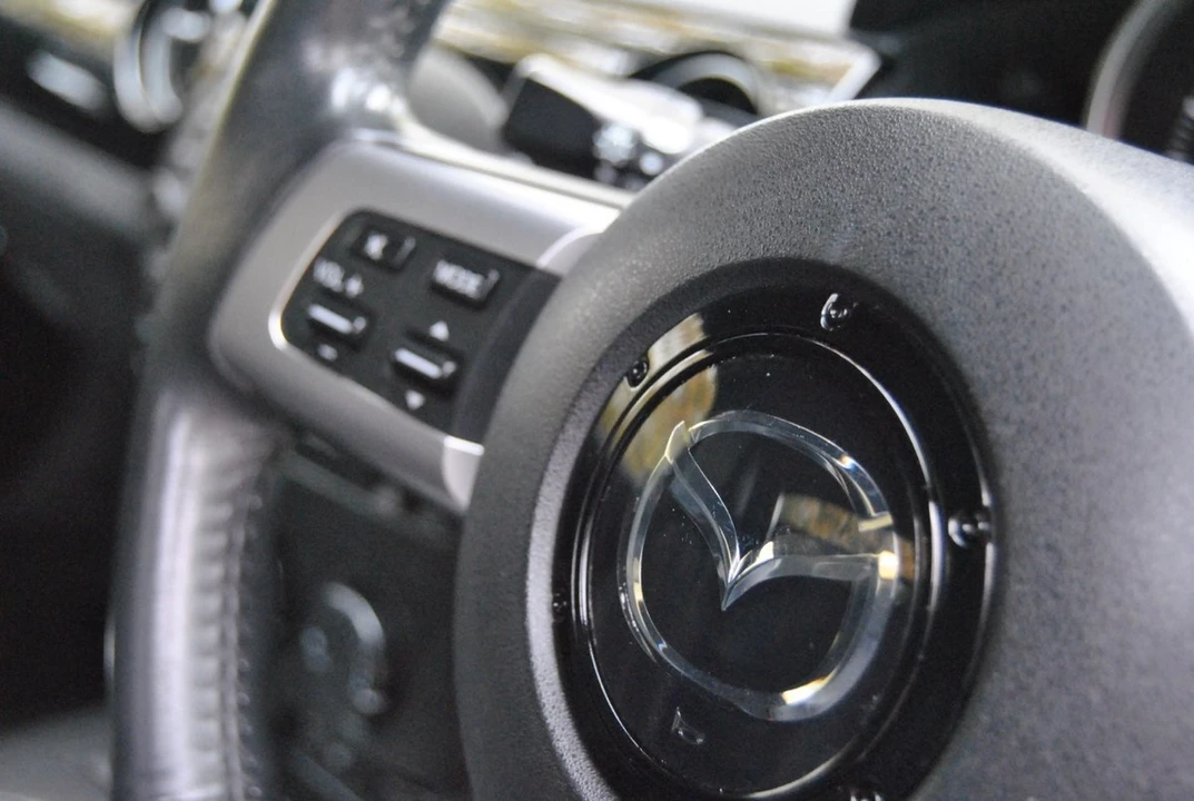2009 Mazda NC MX-5 Miata - Image 25 of 30