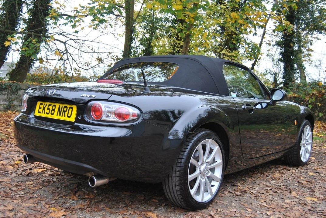 2009 Mazda NC MX-5 Miata - Image 12 of 30