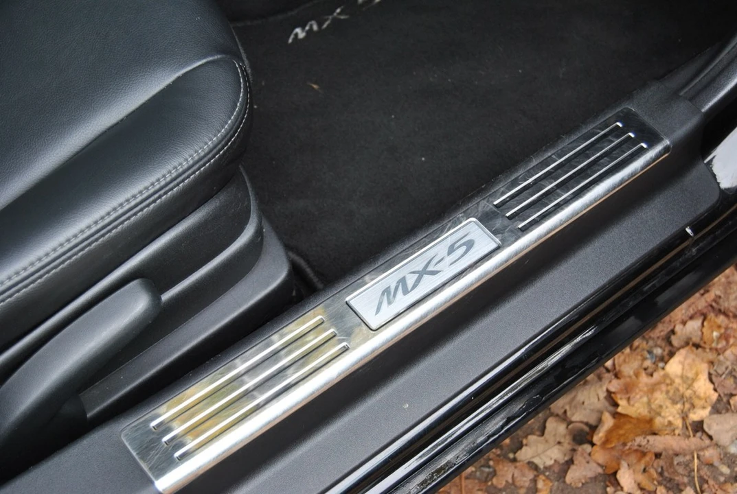 2009 Mazda NC MX-5 Miata - Image 27 of 30