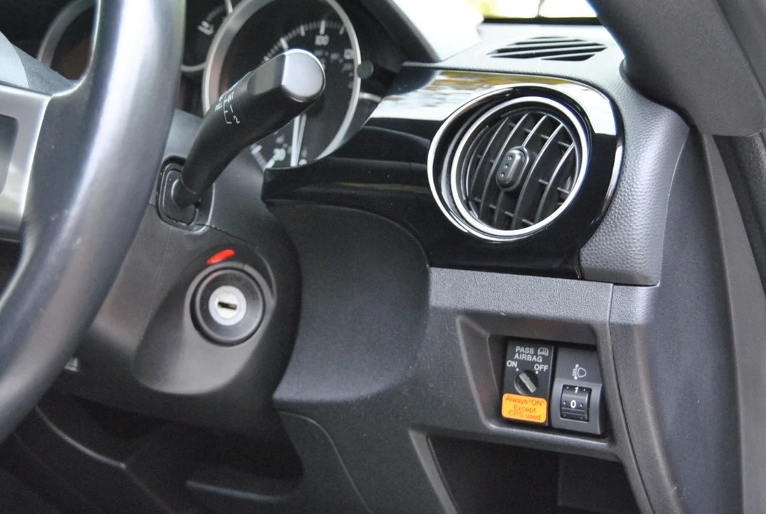 2009 Mazda NC MX-5 Miata - Image 24 of 30