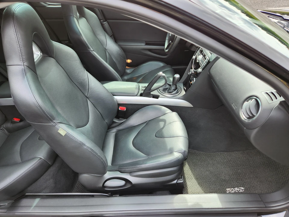 2009 Mazda RX-8 2nd Gen - Image 27 of 31