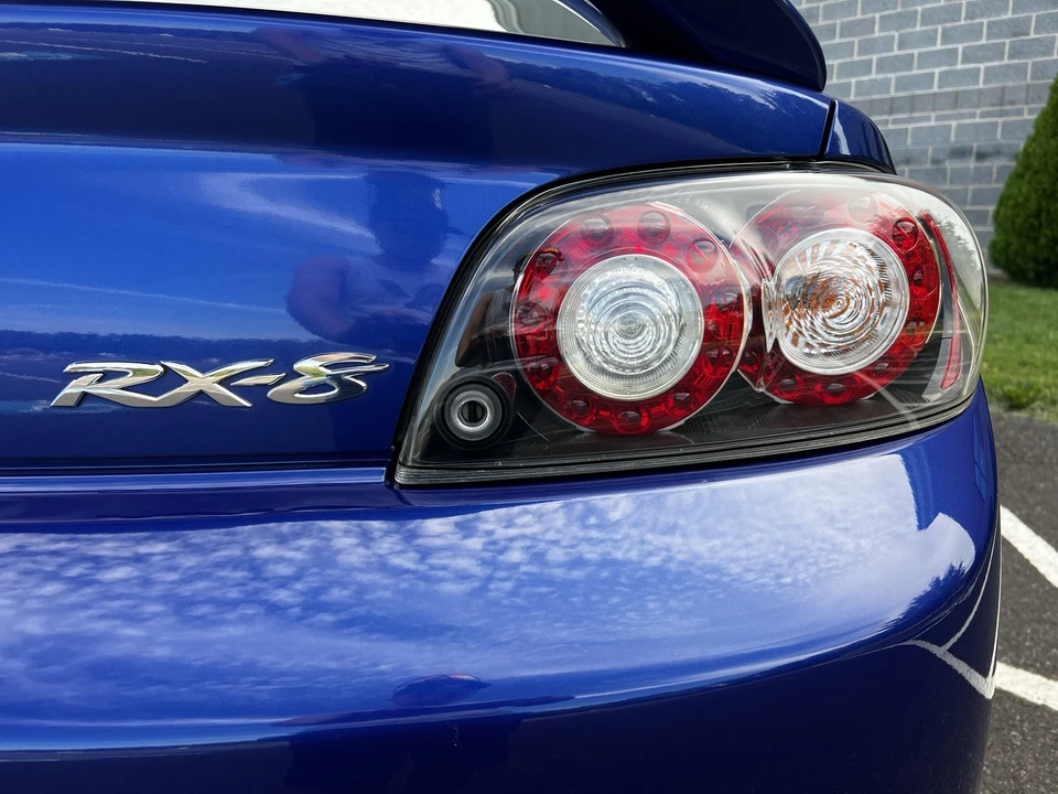2009 Mazda RX-8 2nd Gen - Image 19 of 31